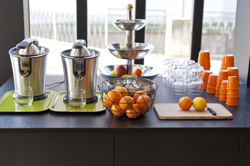 Ibis Styles Amiens Cathedrale Hotel Exterior photo